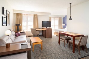 Premium bedding, pillowtop beds, in-room safe, desk