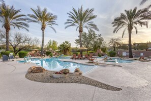 Outdoor pool - Hilton Vacation Club Rancho Manana Phoenix/Cave Creek (Cave Creek)