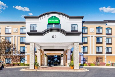 Wingate by Wyndham Chicago Schaumburg