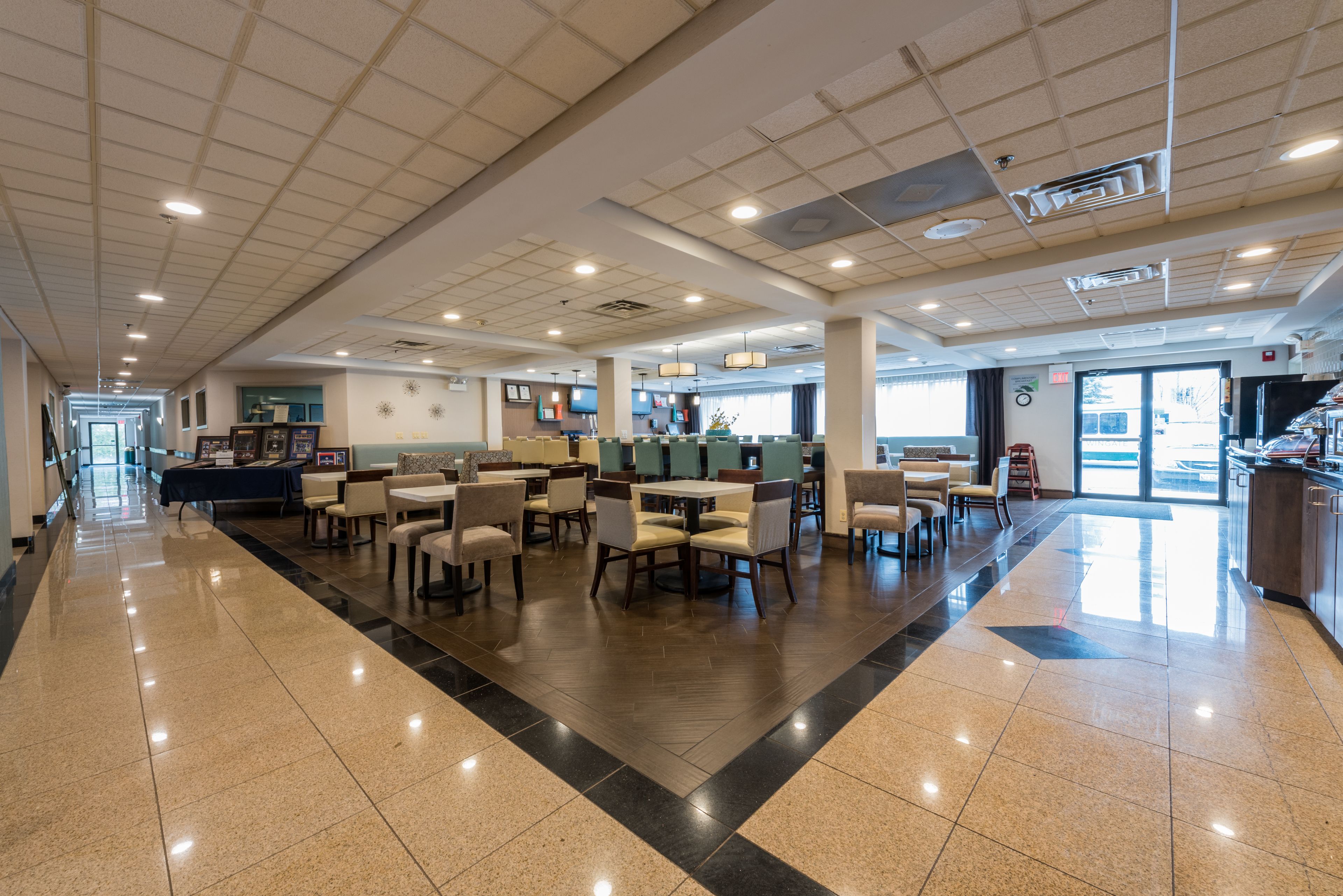 free daily self-service breakfast