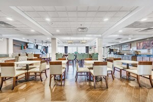 包含每日自助早餐