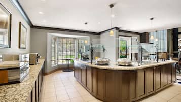 Dagelijks ontbijtbuffet inbegrepen