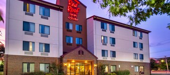 Red Roof Inn & Suites Dover Downtown