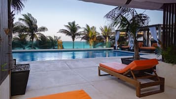 2 outdoor pools, pool umbrellas, sun loungers