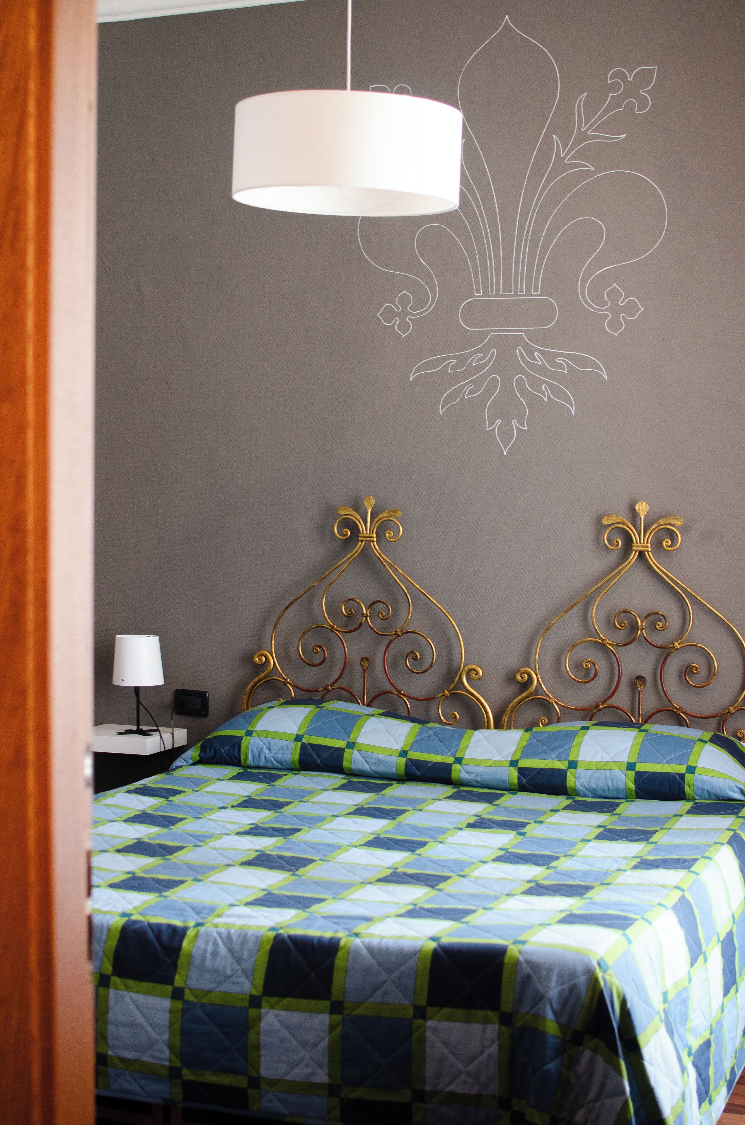 1 soverom, sengetøy av topp kvalitet og dundyner