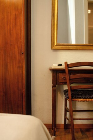 Habitación doble junior | 1 habitación, ropa de cama de alta calidad y edredón 