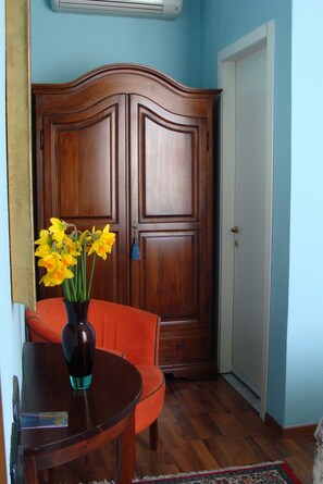 1 chambre, literie de qualité supérieure, couette en duvet d'oie