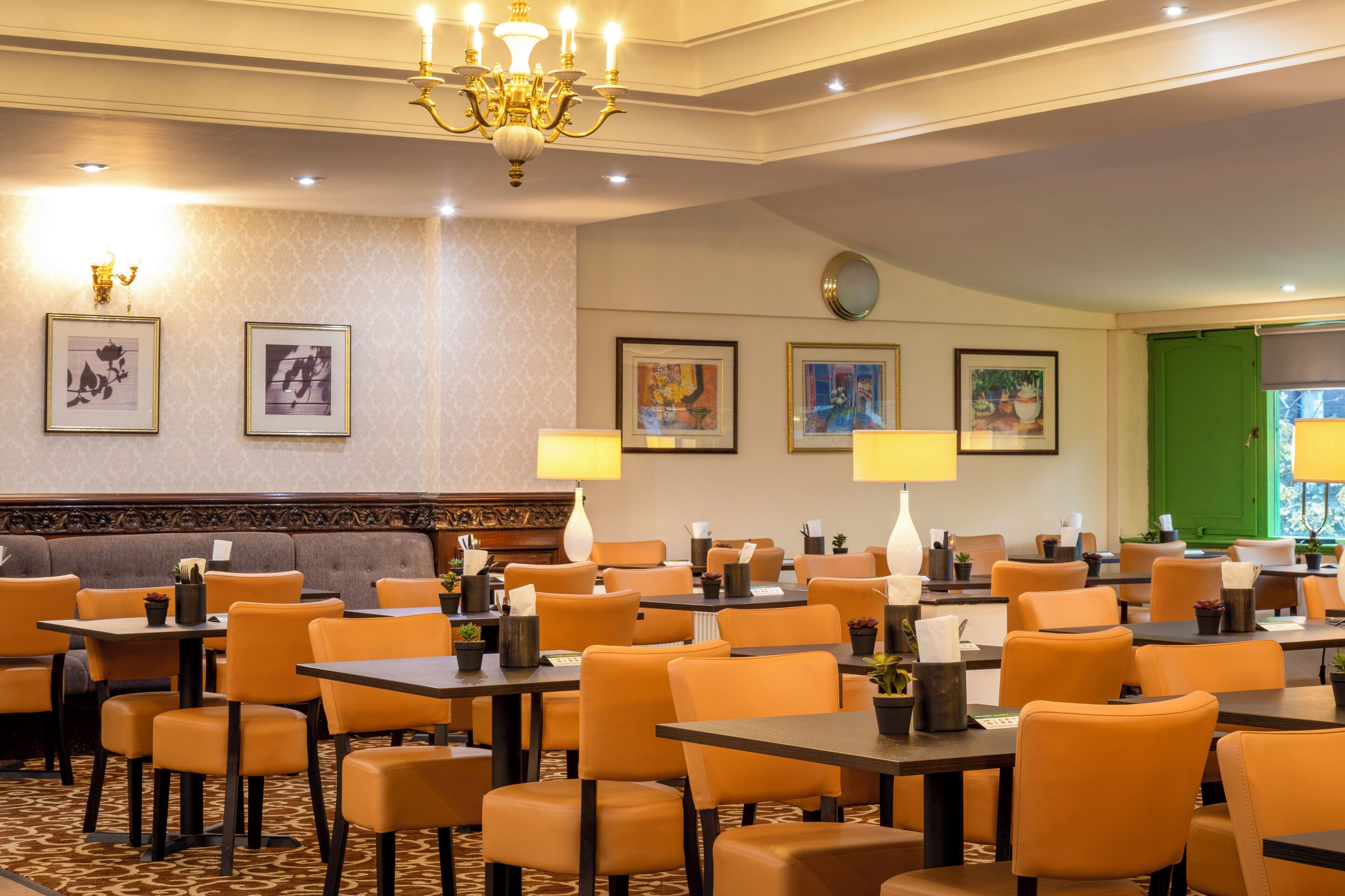 Daily English breakfast for a fee