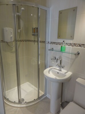 Standard Double Room, 1 Double Bed | Bathroom | Hair dryer, towels