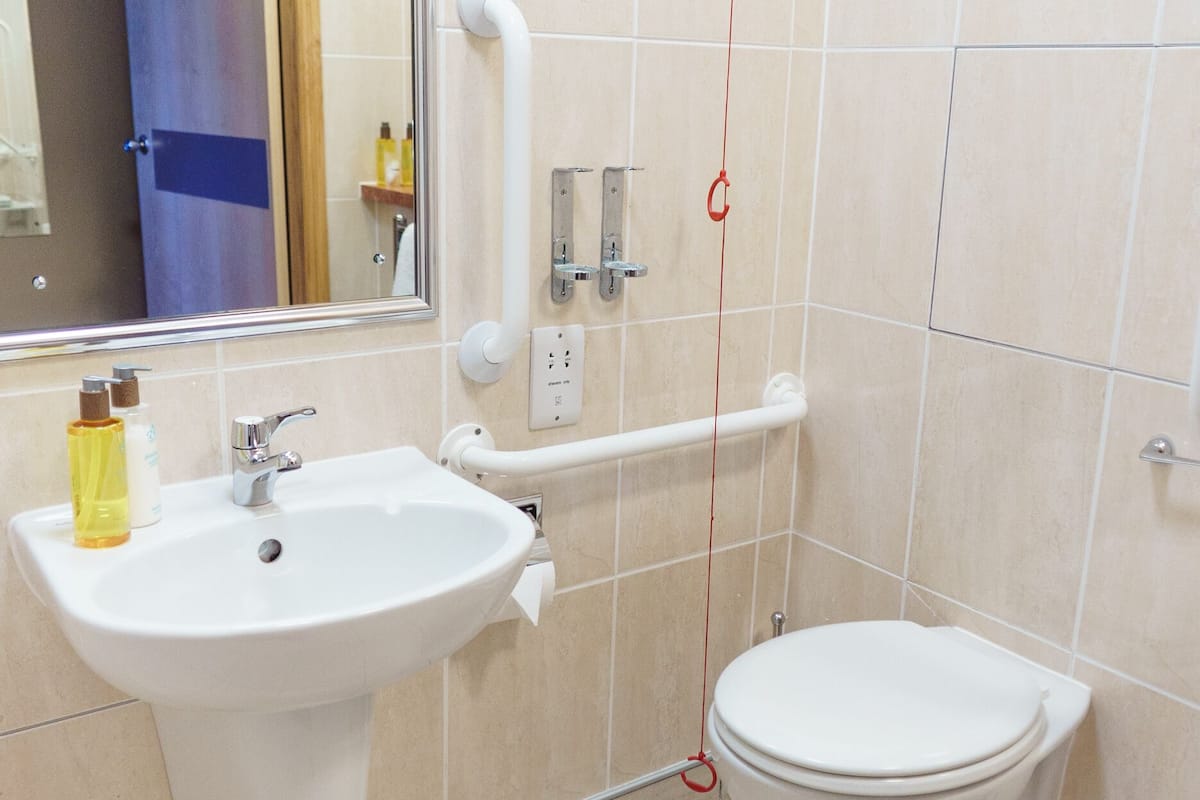 twin room, 2 single beds, accessible | bathroom | combined shower/bathtub, free toiletries, hair dryer, towels