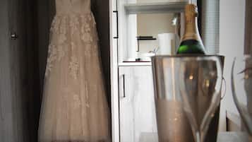 Executive Double or Twin Room | In-room safe, desk, iron/ironing board, free WiFi