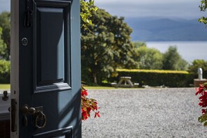 Terrace/patio - Duisdale House Hotel (Sleat)