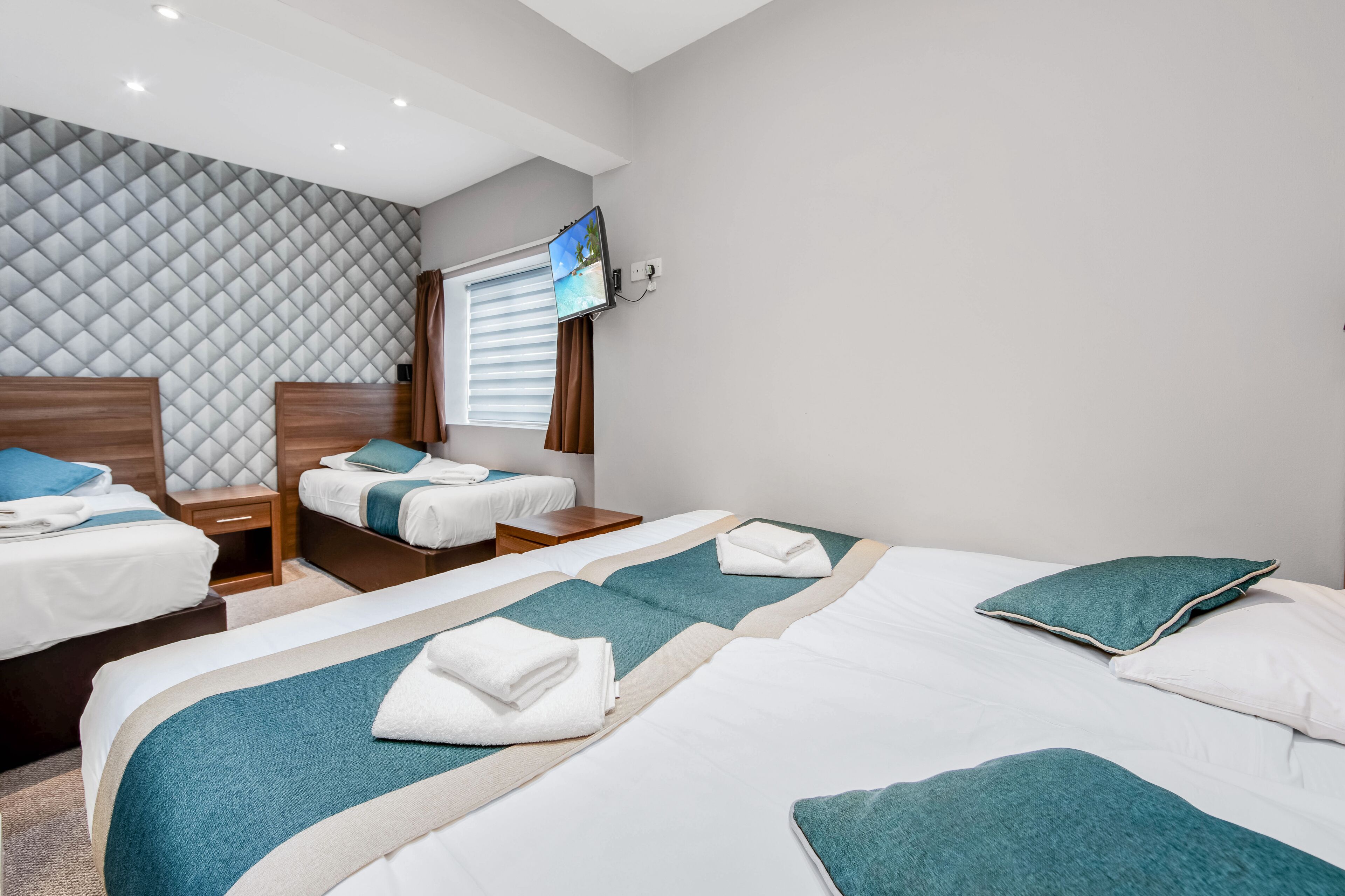 Photo - King Solomon Hotel- Golders Green