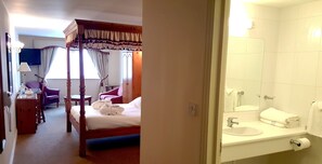 Suite, 1 Double Bed | View from room