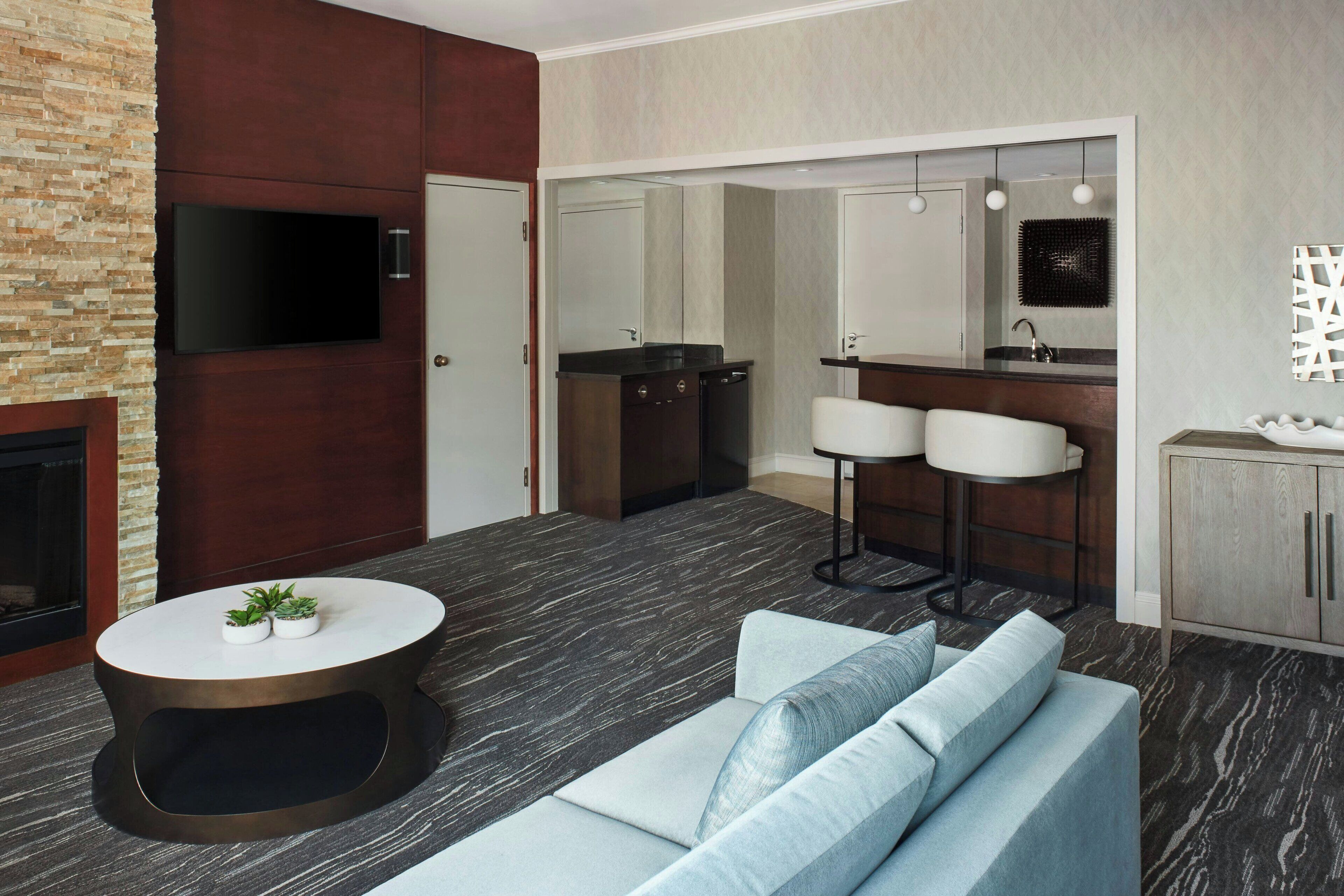 50-inch flat-screen tv with satellite channels, tv, netflix