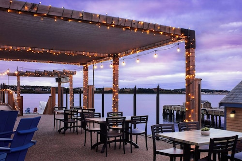 Halifax Marriott Harbourfront Hotel