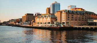 Halifax Marriott Harbourfront Hotel