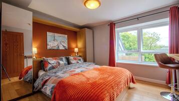 Standard-Suite, 2 Schlafzimmer, Balkon (Suite 6)