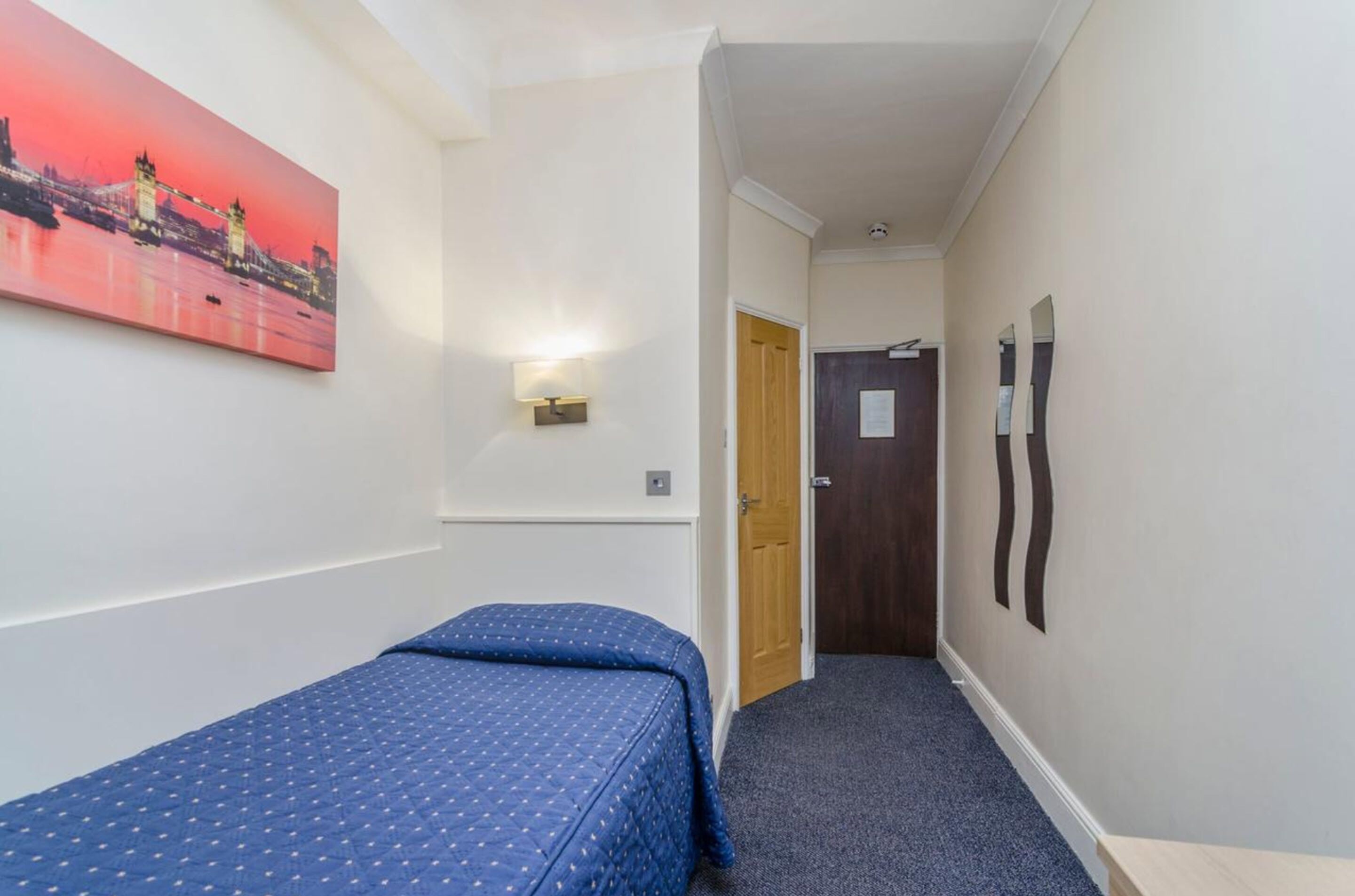 Photo - Aaraya Sussex Gardens