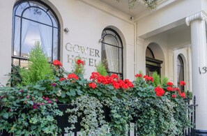 Front of property - Aaraya London (London)