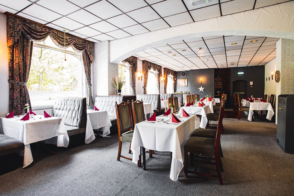Borough Arms Hotel - 8