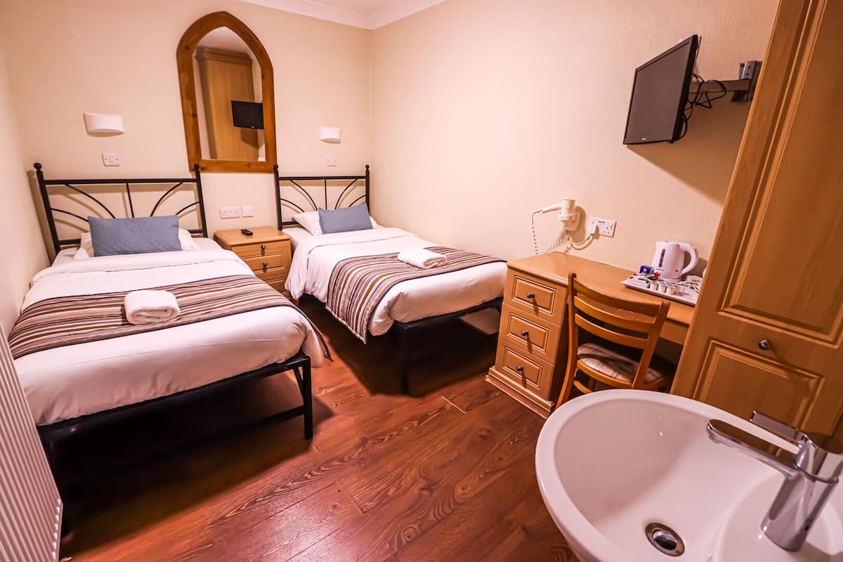 Desk, laptop workspace, iron/ironing board, free WiFi