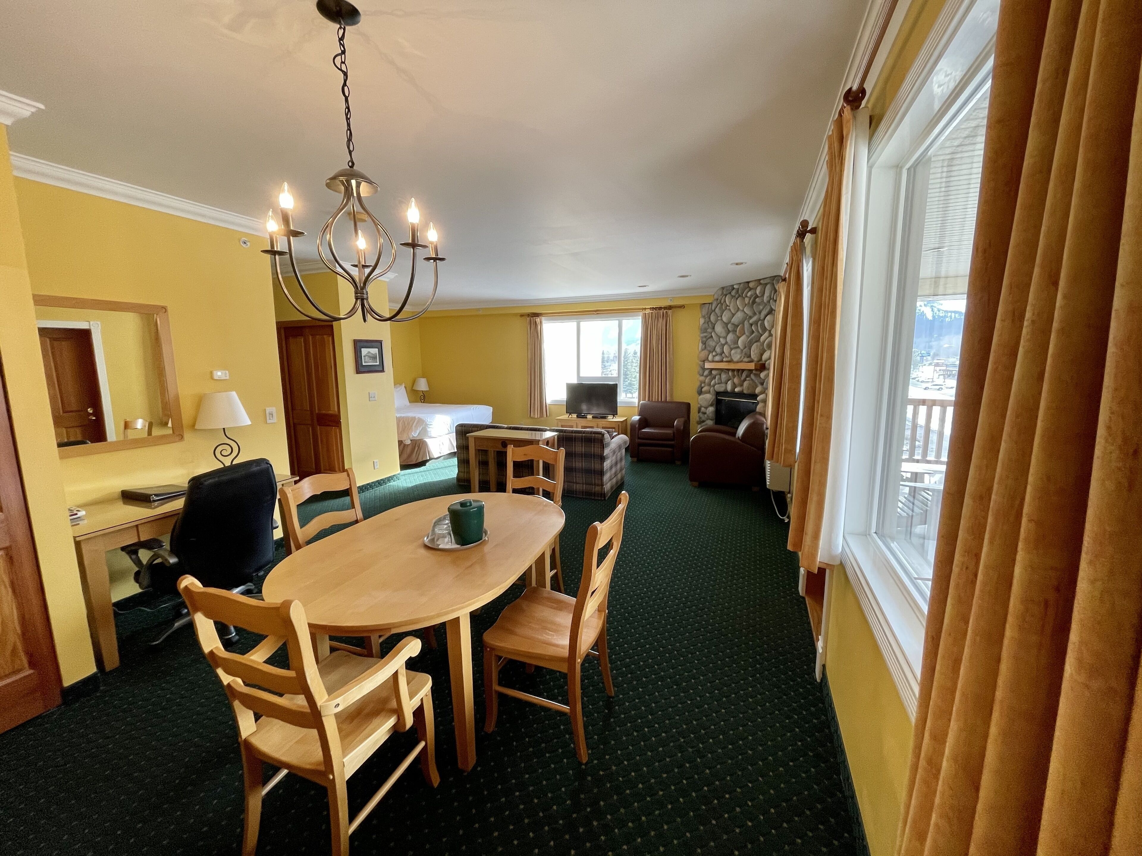 luxury studio, 1 king bed with sofa bed, fireplace | 1 bedroom, desk, blackout curtains, iron/ironing board