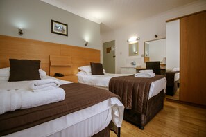 Twin Room, Ensuite