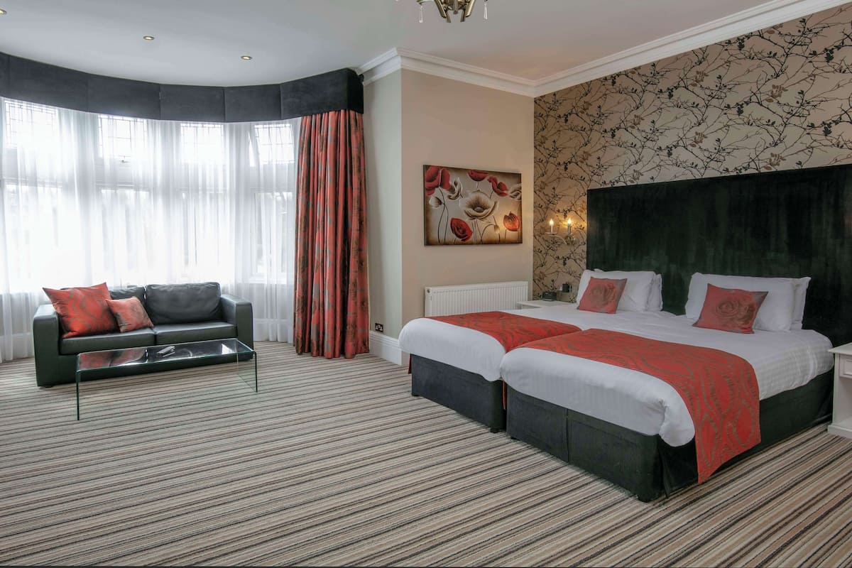 Superior Room, 2 Twin Beds, Non Smoking | Premium bedding, in-room safe, individually decorated