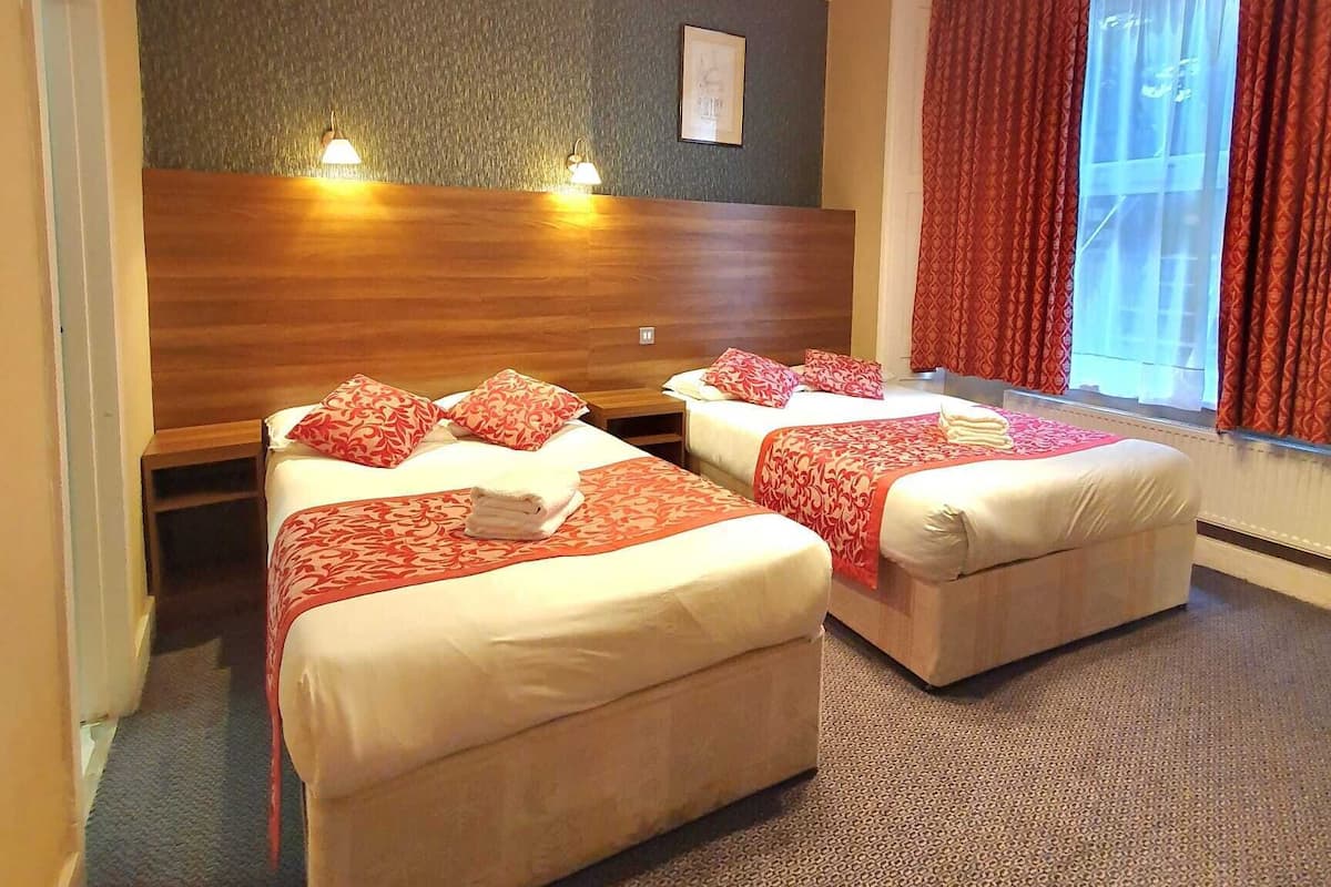 In-room safe, desk, iron/ironing board, free WiFi