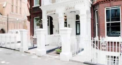 Beaver Hotel