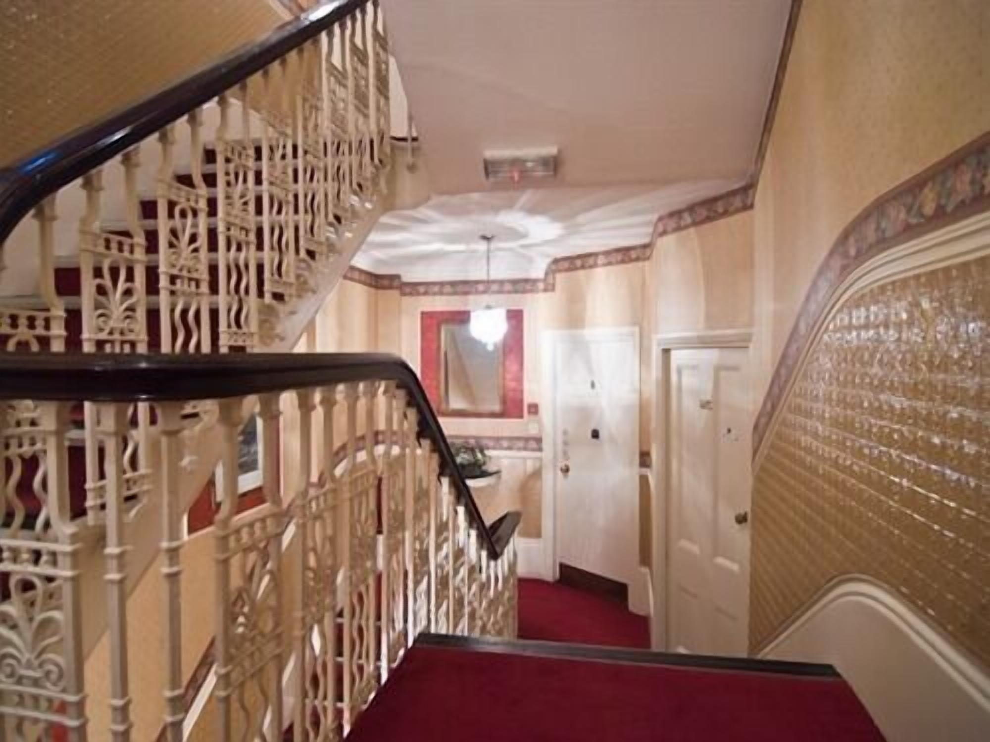 Photo - Maranton House Hotel Kensington