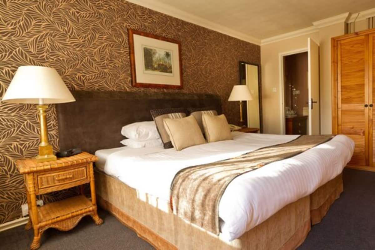 Superior Double Room | Iron/ironing board, free WiFi, bed sheets