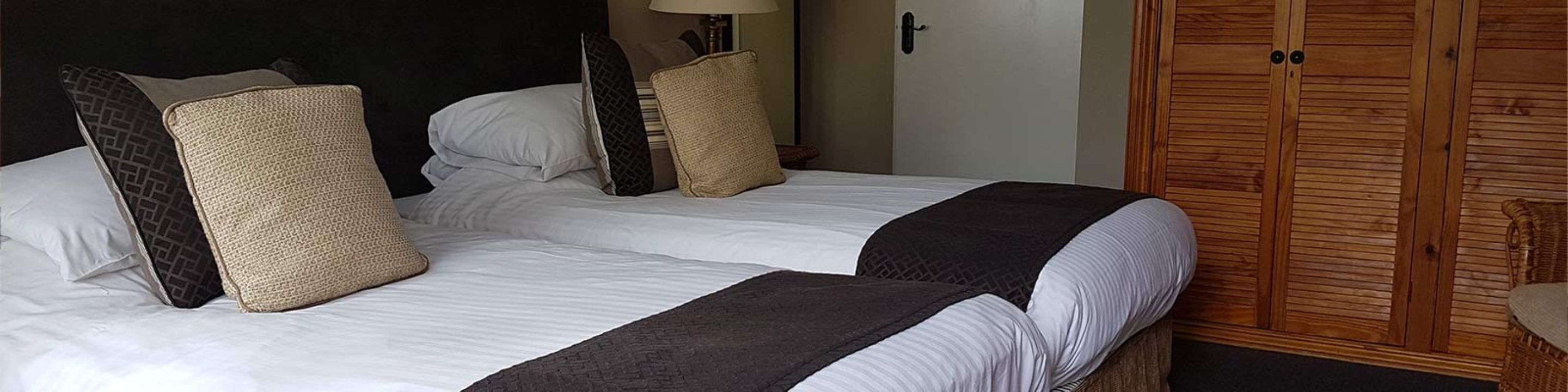superior twin room | iron/ironing board, free wifi, bed sheets