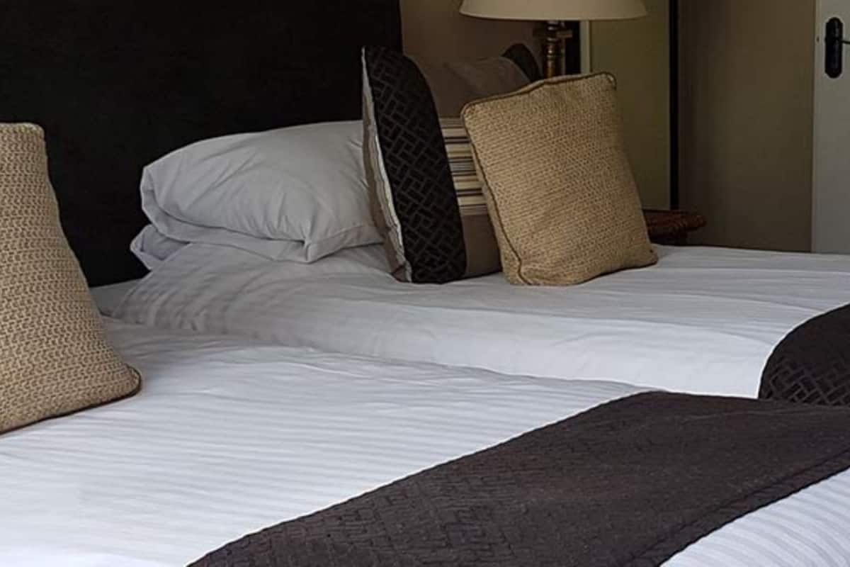 superior twin room | iron/ironing board, free wifi, bed sheets