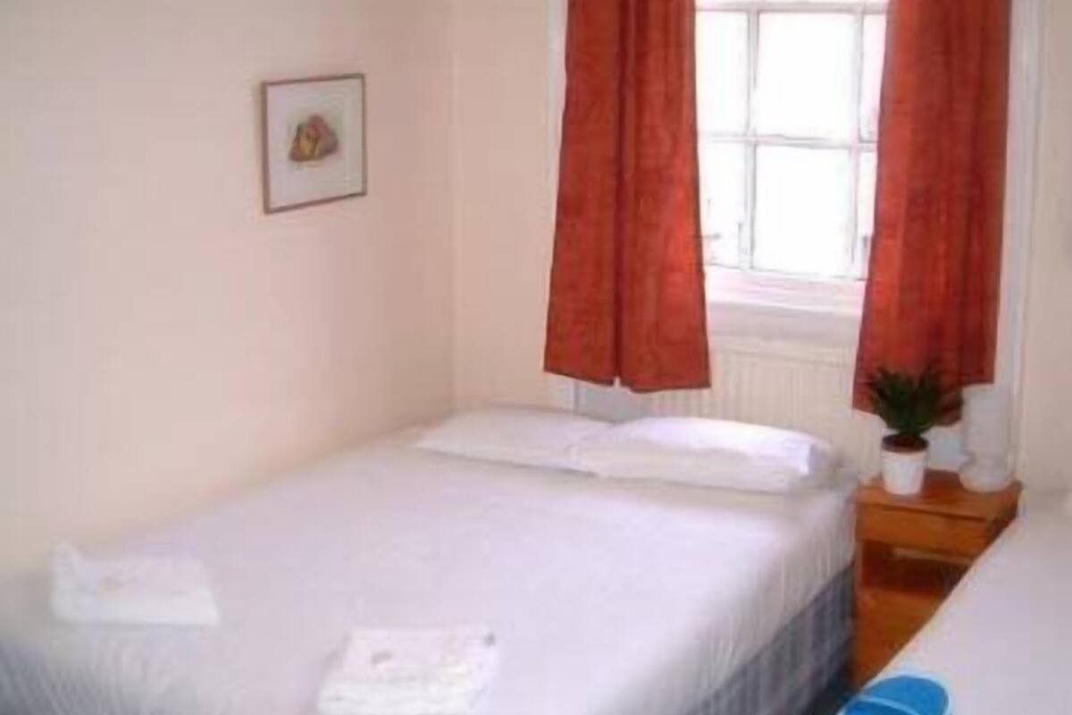 Dreibettzimmer, mit Bad