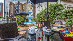 Terrace/patio - London Elizabeth Hotel (London)