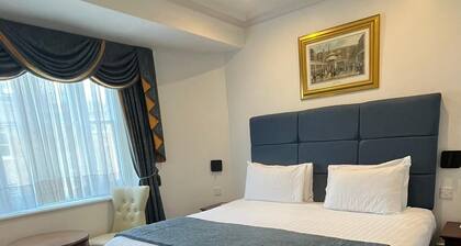 Hotel La Place