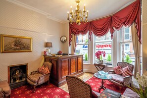 Reception - Hotel La Place (London)