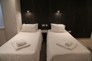 Suite, Ensuite - Debden Guest House (Uxbridge)