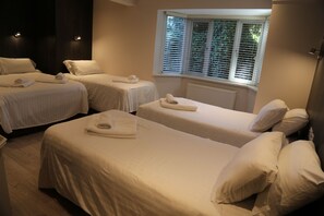 Suite, salle de bains attenante