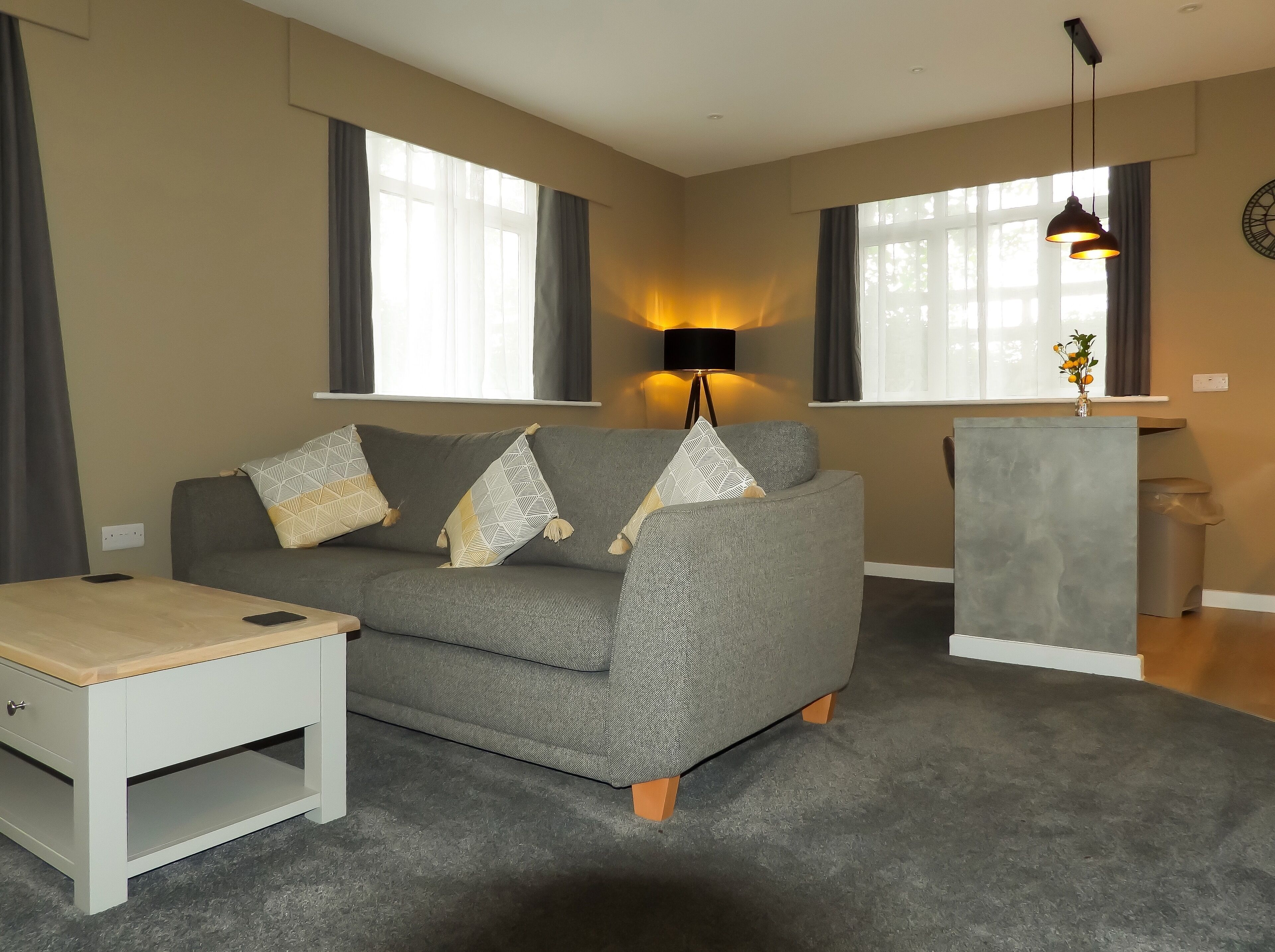 desk, laptop workspace, iron/ironing board, free wifi