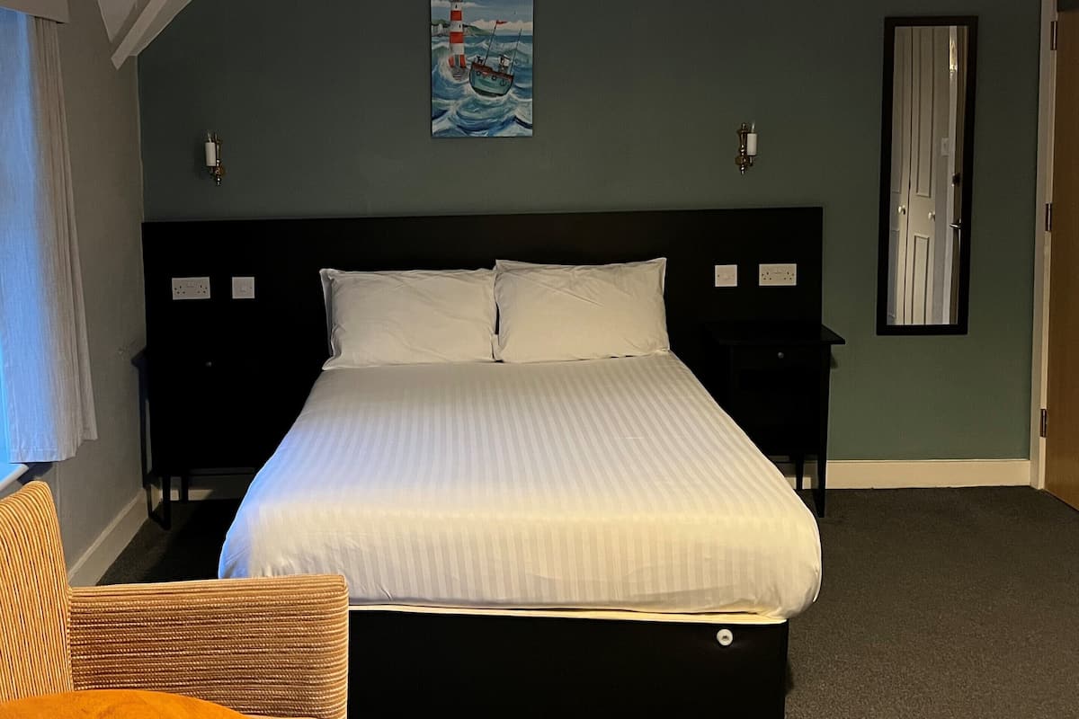 Double Room, Ensuite, No View