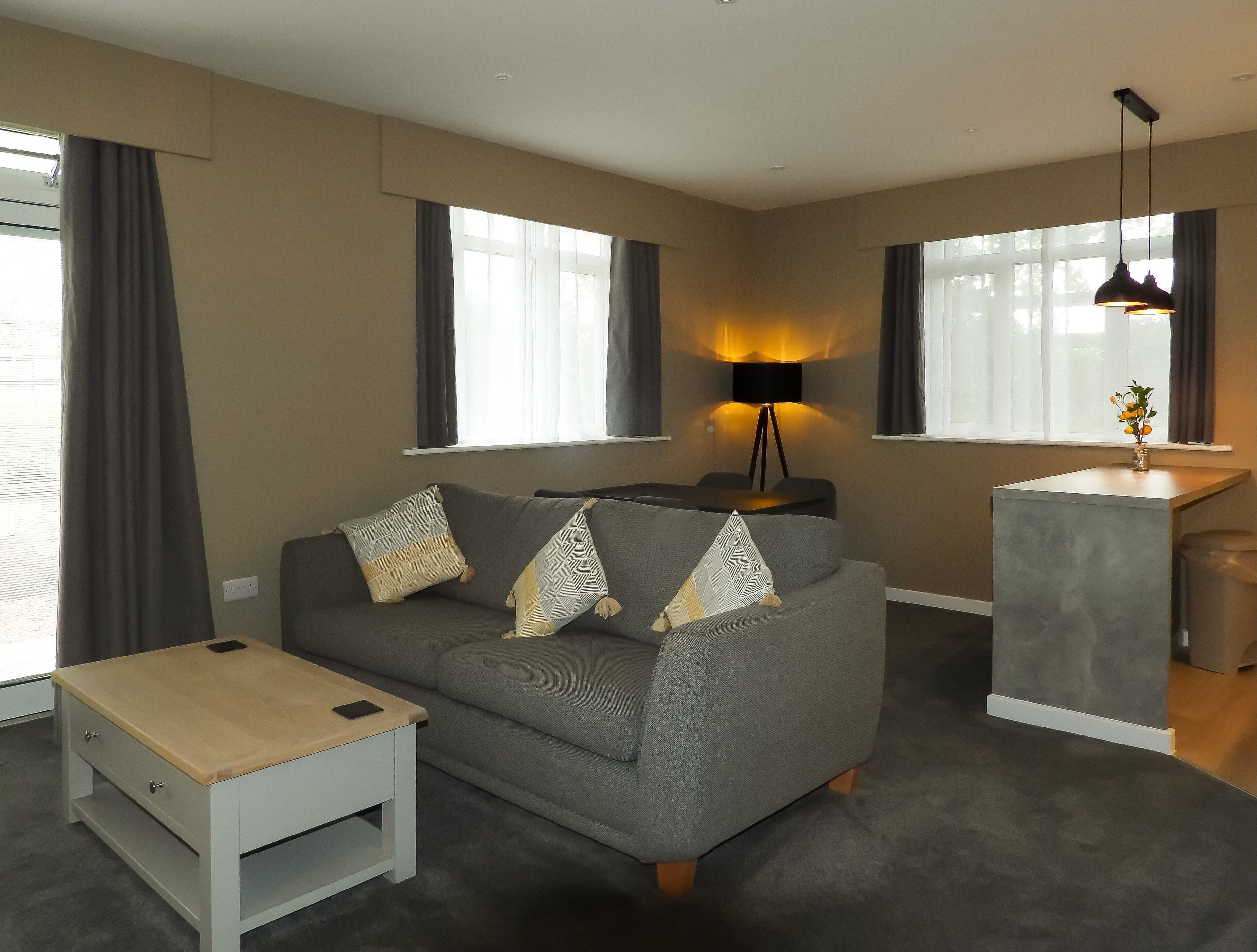 desk, laptop workspace, iron/ironing board, free wifi