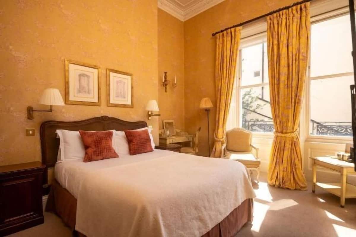 1 quarto, individualmente decorados, ferros/tábuas de passar roupa