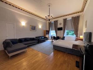 Suite Studio Classique