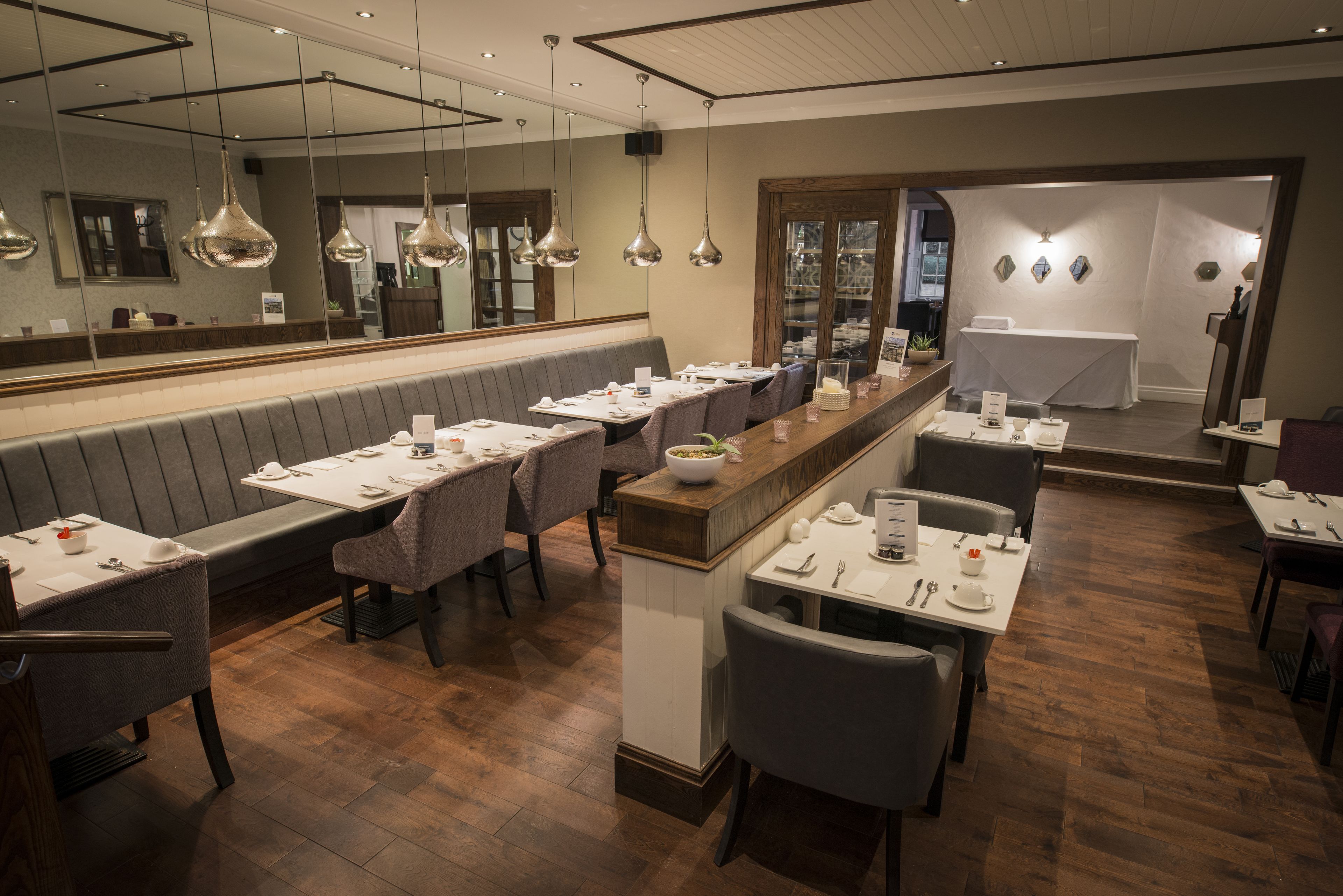 English breakfast on weekdays (GBP 14.95 per person)