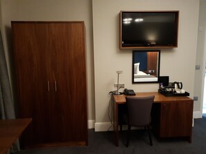 1 bedroom, hypo-allergenic bedding, in-room safe, desk
