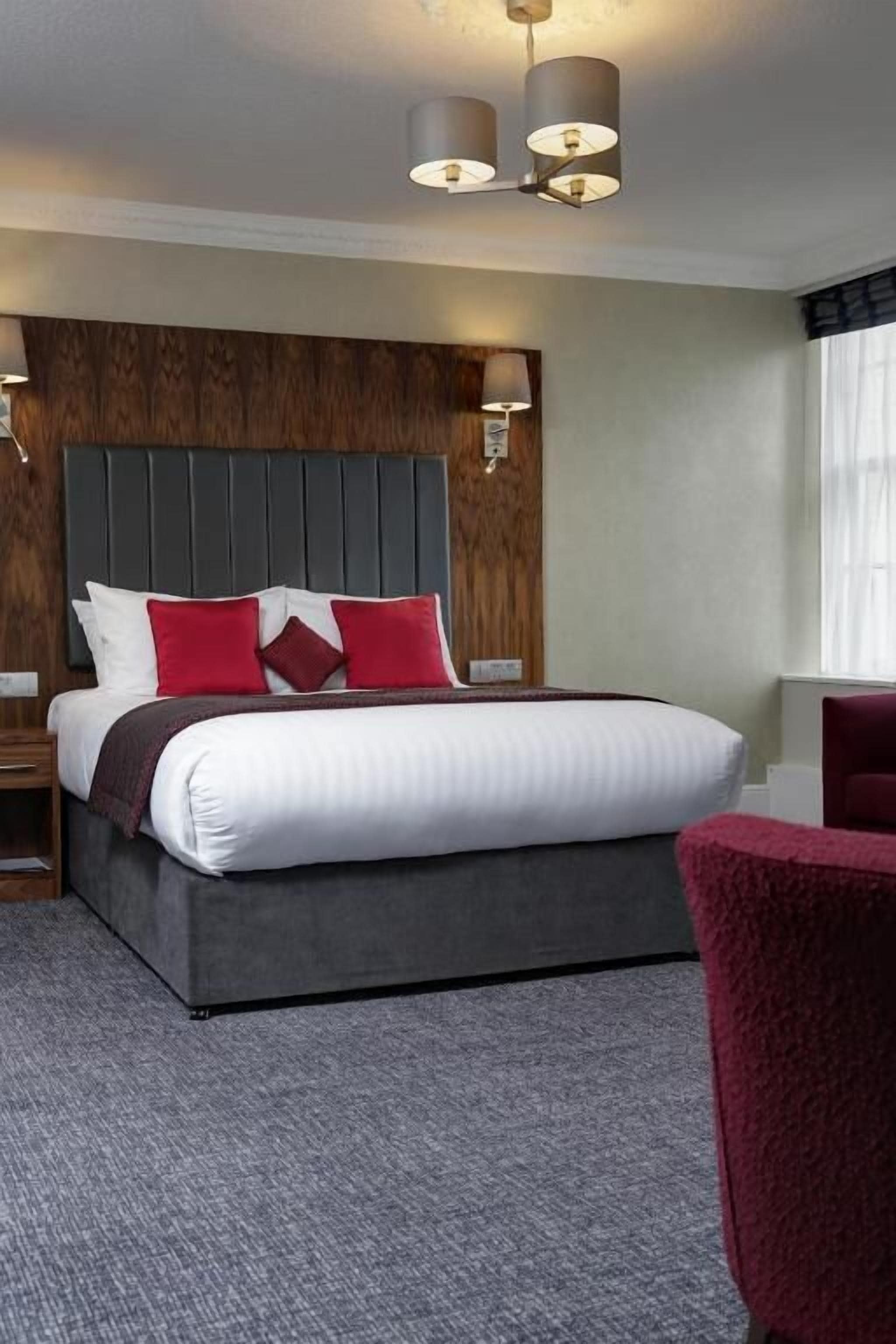 Habitación ejecutiva doble | 1 dormitorio, ropa de cama hipoalergénica, minibar y caja fuerte