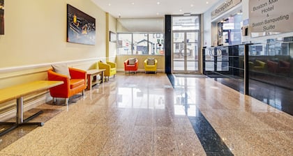 OYO Bostons Manor Hotel, Hanwell London